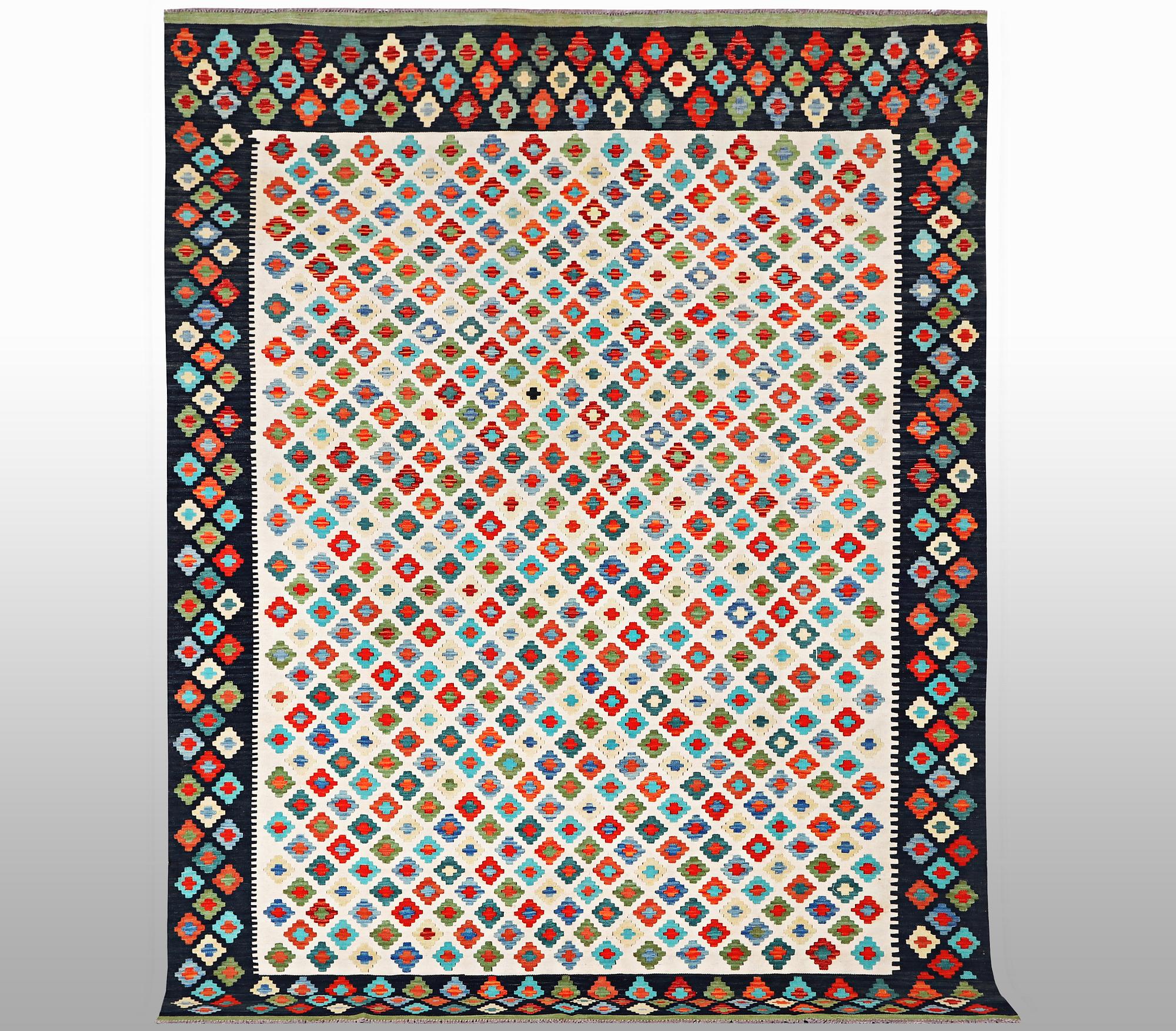 Matta kelim, ca 288 x 211 cm.
