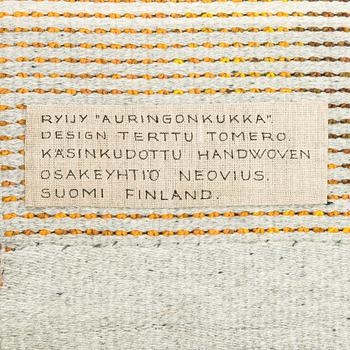 Terttu Tomero, rya, "Solros" för Neovius.