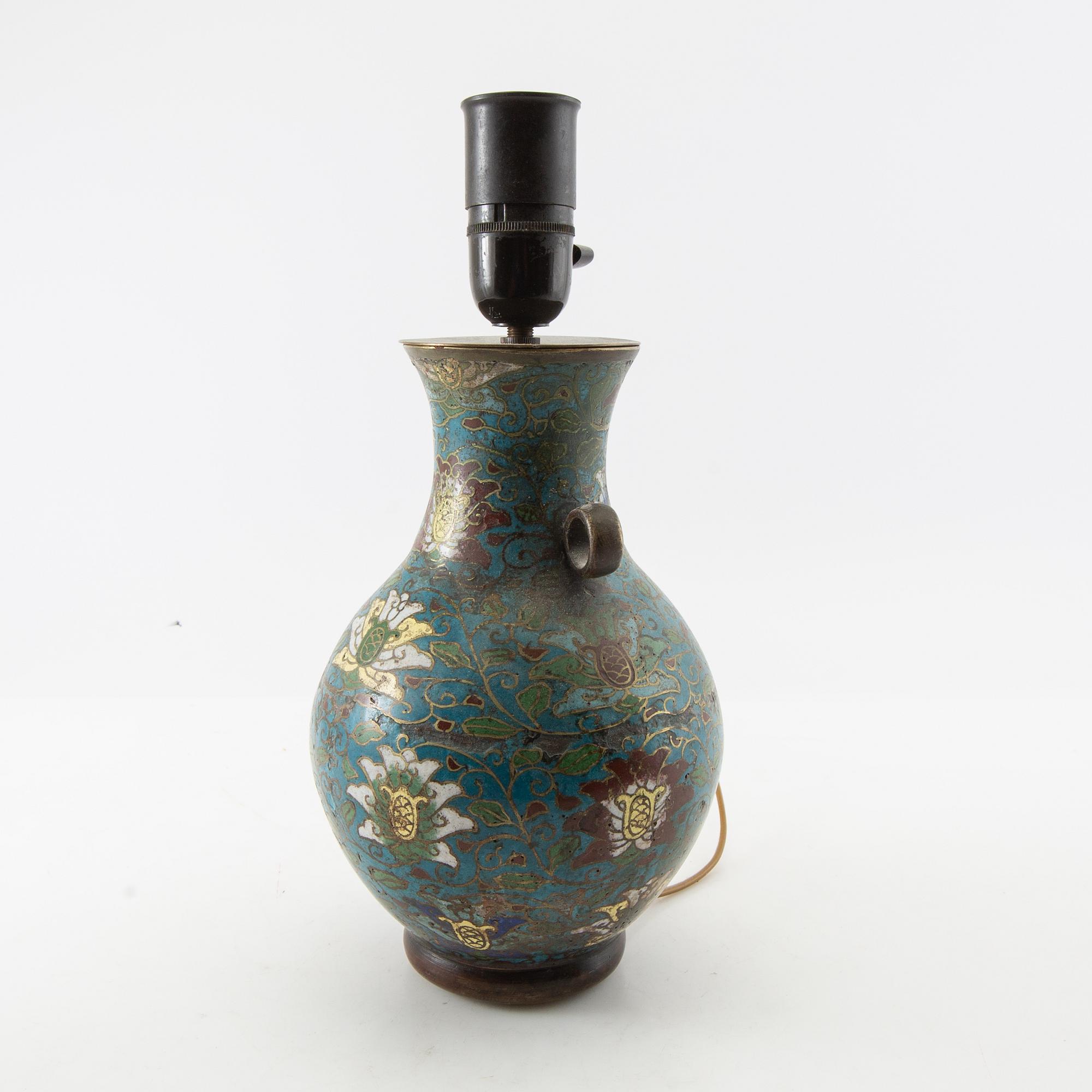 Bordslampa/Vas Kina Cloisonné omkring 1900.