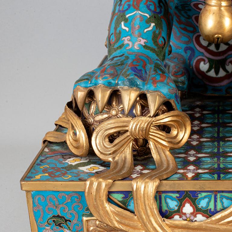 A pair of cloisonne buddhist lions, China, modern manufactory.