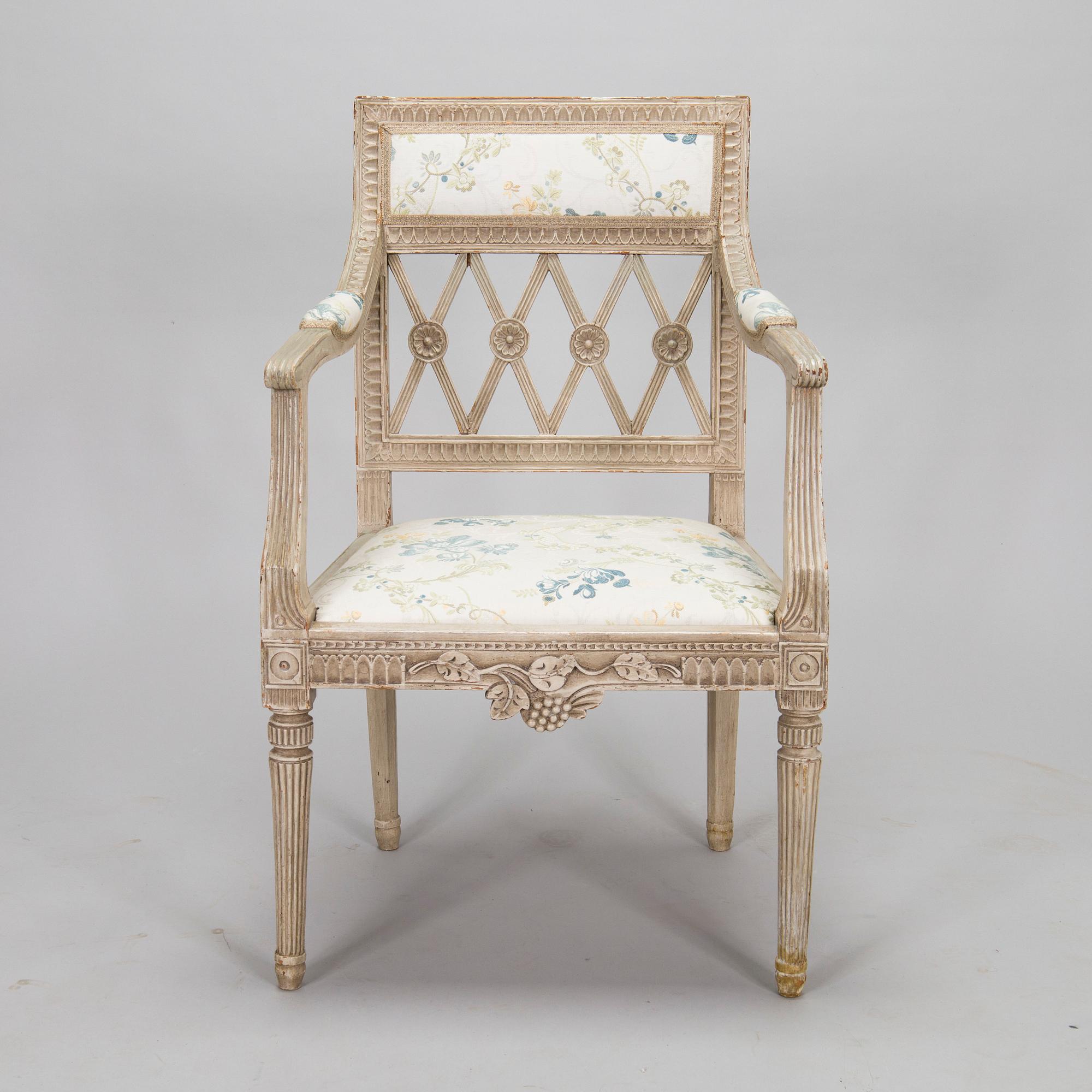 Karmstol, signerad NTS (Nils Tohrsson, Ingemanstorp, Lindome 1779-1848). Sengustaviansk.