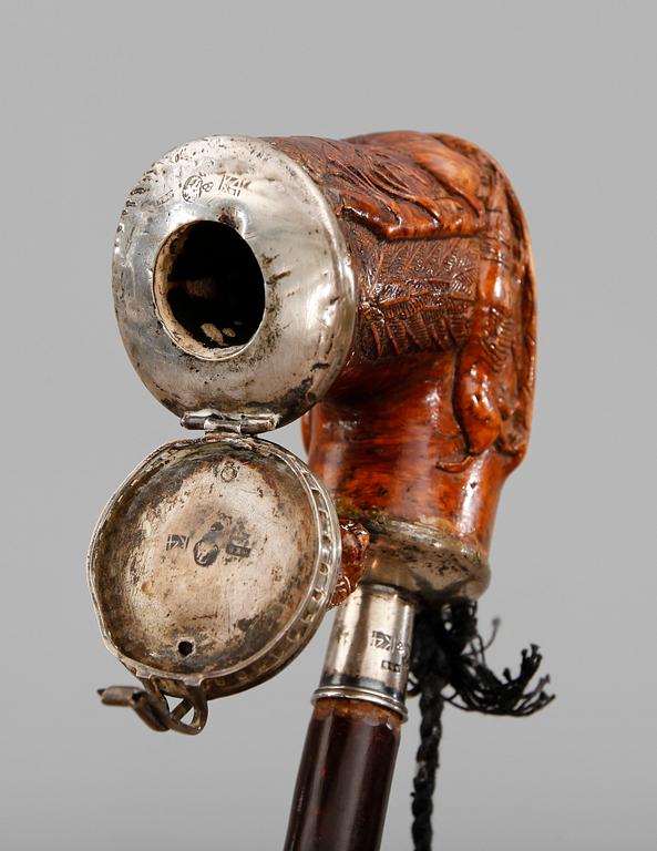 LÅNGPIPA, masurbjörk, möjligen Sophia Isberg, silverbeslag, 1840.