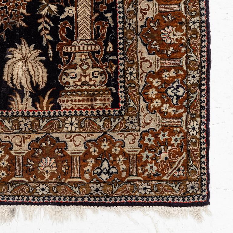 A rug, silk Quum, ca. 156 x 102 cm.