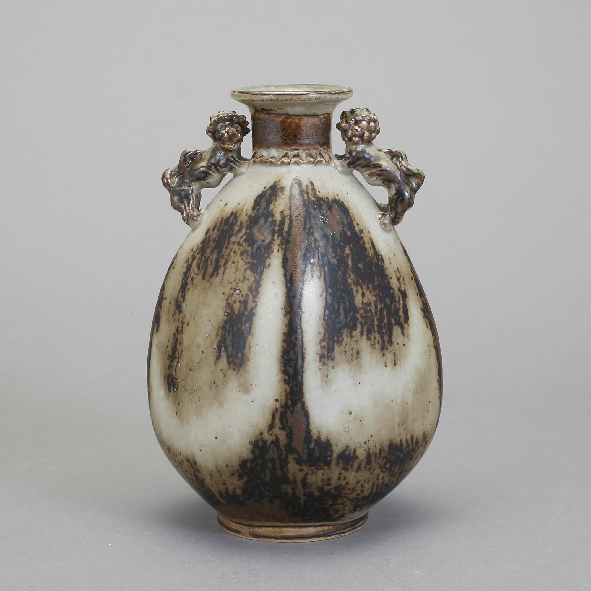 VAS, stengods, Bode Willumsen, Royal Copenhagen, Danmark, 1965.