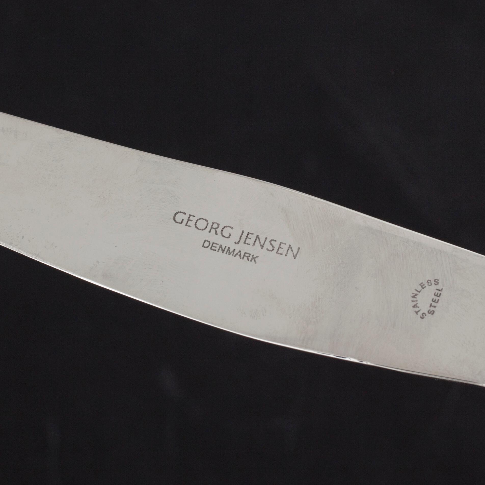 ten silver cutlery.