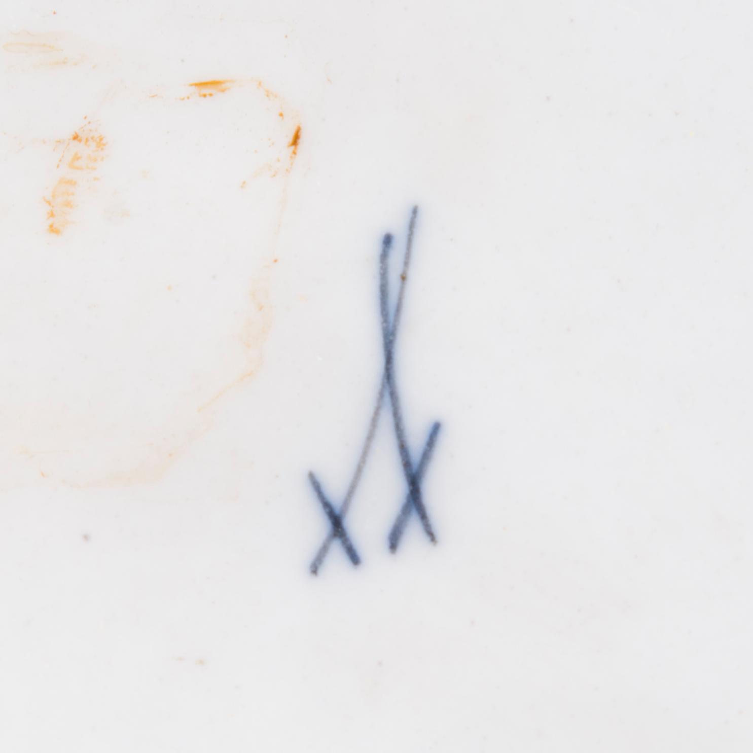 FIVE DECORATIVE PLATES, porcelain, Central Europe, late 19th century and early 20th century.