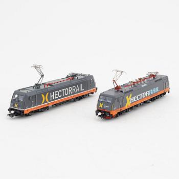 Märklin, ellok, 2 st, Hectorrail, modellnr 36602 och 39894, spår H0, i låda.