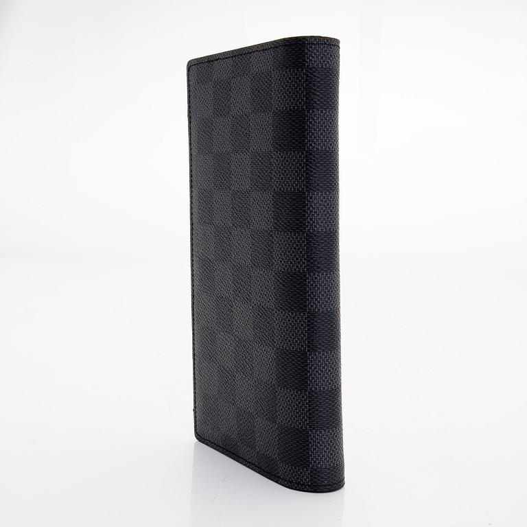 Louis Vuitton, a 'Brazza' wallet.