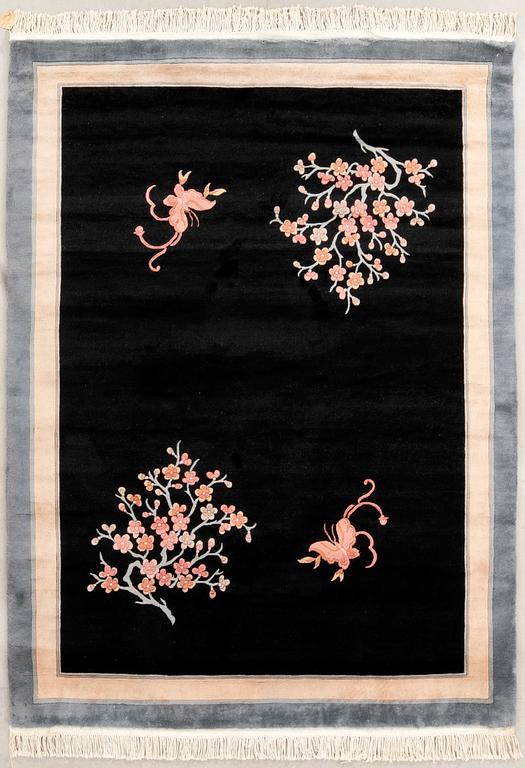 Chinese rug, approximately 230x170 cm.