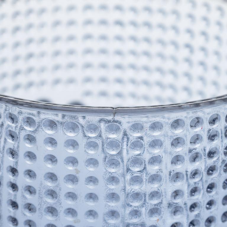 Nanny Still, servisdelar, 19 st, glas, "Grapponia", Riihimäen Lasi, Finland. Serien formgiven 1968.