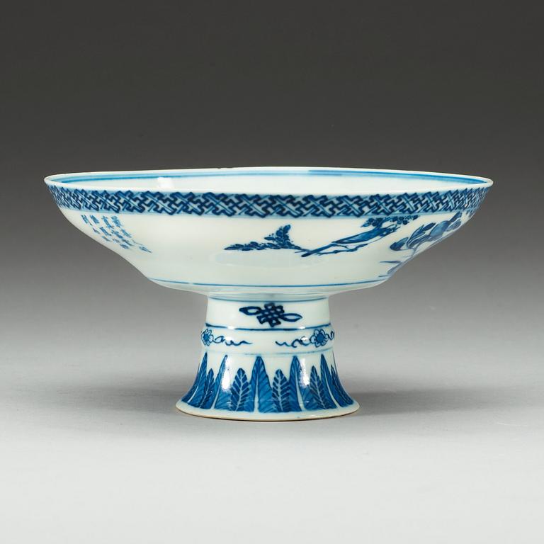 A blue and white tazza, late Qing dynasty.