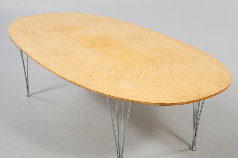MATBORD, "Superellips", Bruno Mathsson och Piet Hein, Bruno Mathsson International, Värnamo, 1900-talets andra hälft.