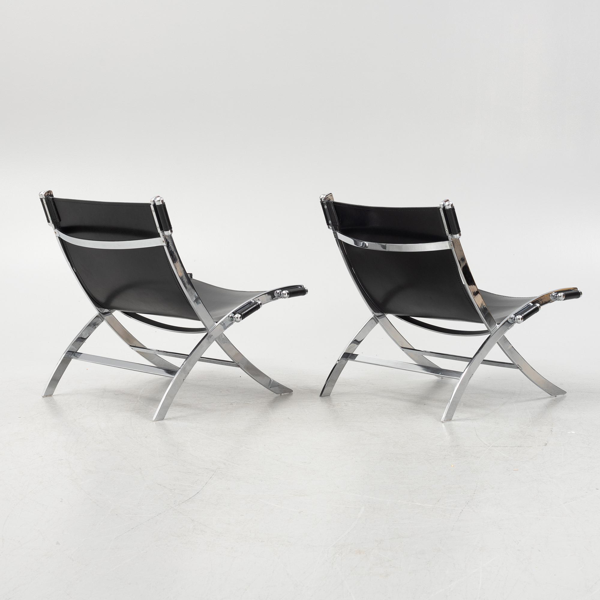 Antonio Citterio, a pair of 'Timeless" lounge chairs, Flexform, Italy.