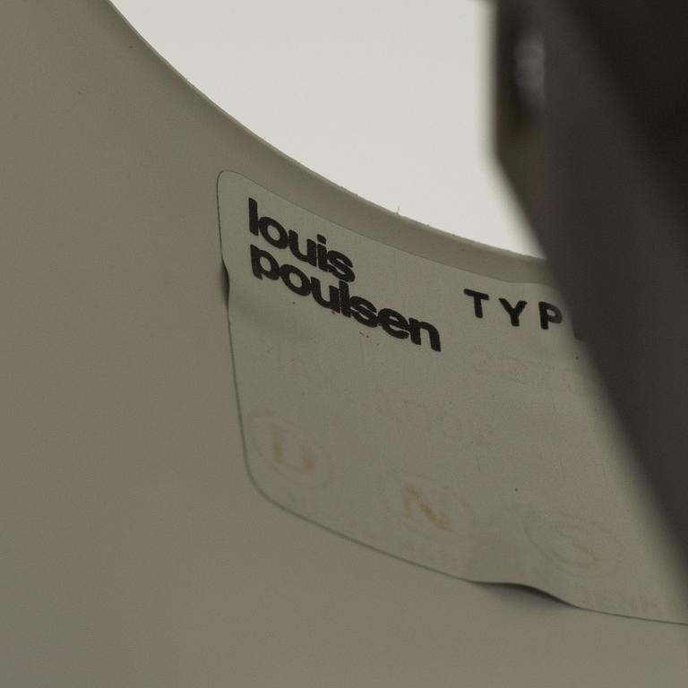 Poul Henningsen, bordslampa, "PH 4/3", Louis Poulsen, Danmark.