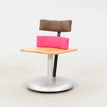 Pepe Cortés & Javier Mariscal, chair, "Trampolin", designed in 1984 for Akaba Spain.