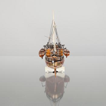 PIENOISLAIVA, puuta, 1900-luvun loppupuoli.