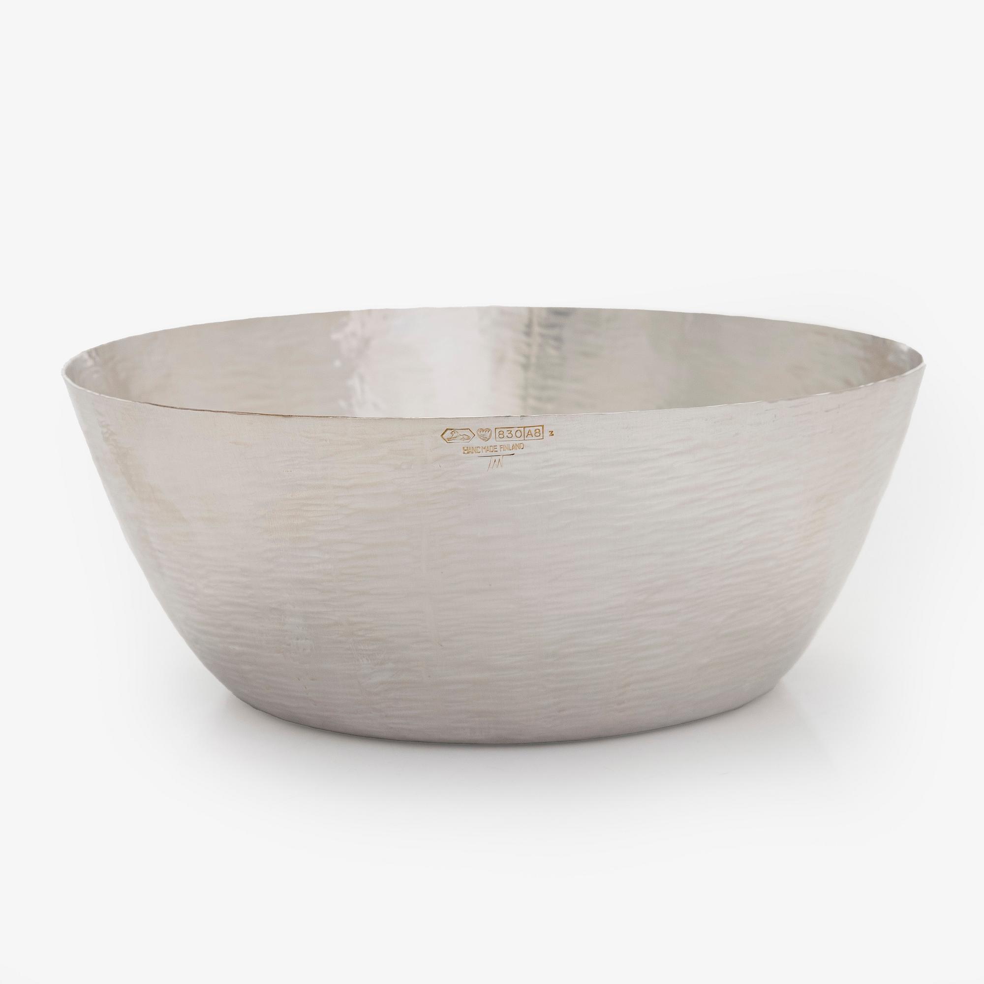 Tapio Wirkkala, skål, silver, TW 243, Kultakeskus, Tavastehus 1978.