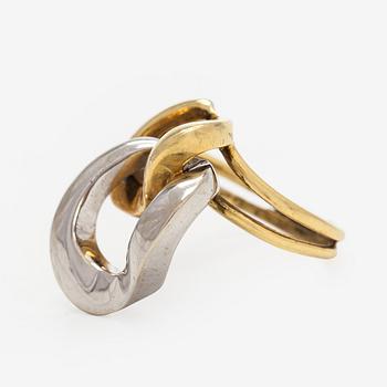 Ring, 14K gold and white gold, Kaj Erling, Helsinki 1973.