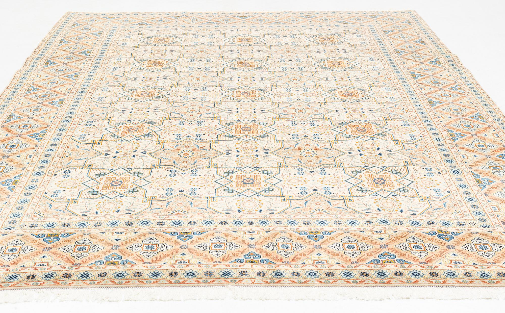 Carpet, Keshan, semi antique, 368 x 276 cm.