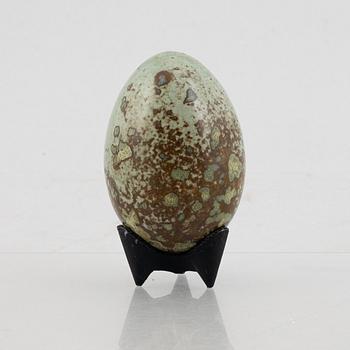 Hans Hedberg, an earthenware egg, Biot, France.