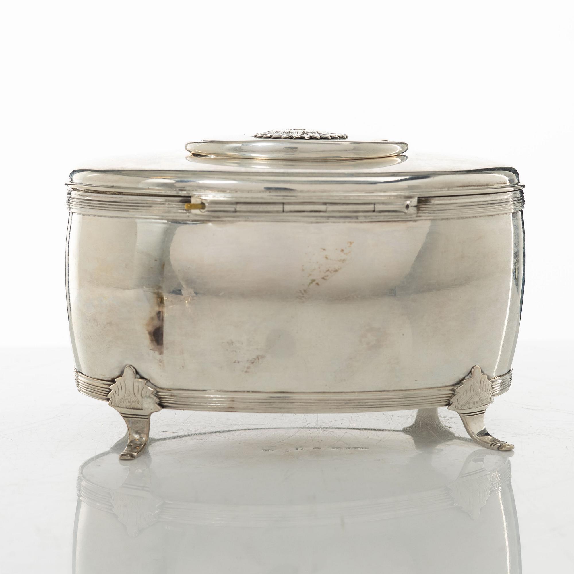 A Swedish silver sugar box, mark of Petter Adolf Sjöberg, Stockholm 1818.