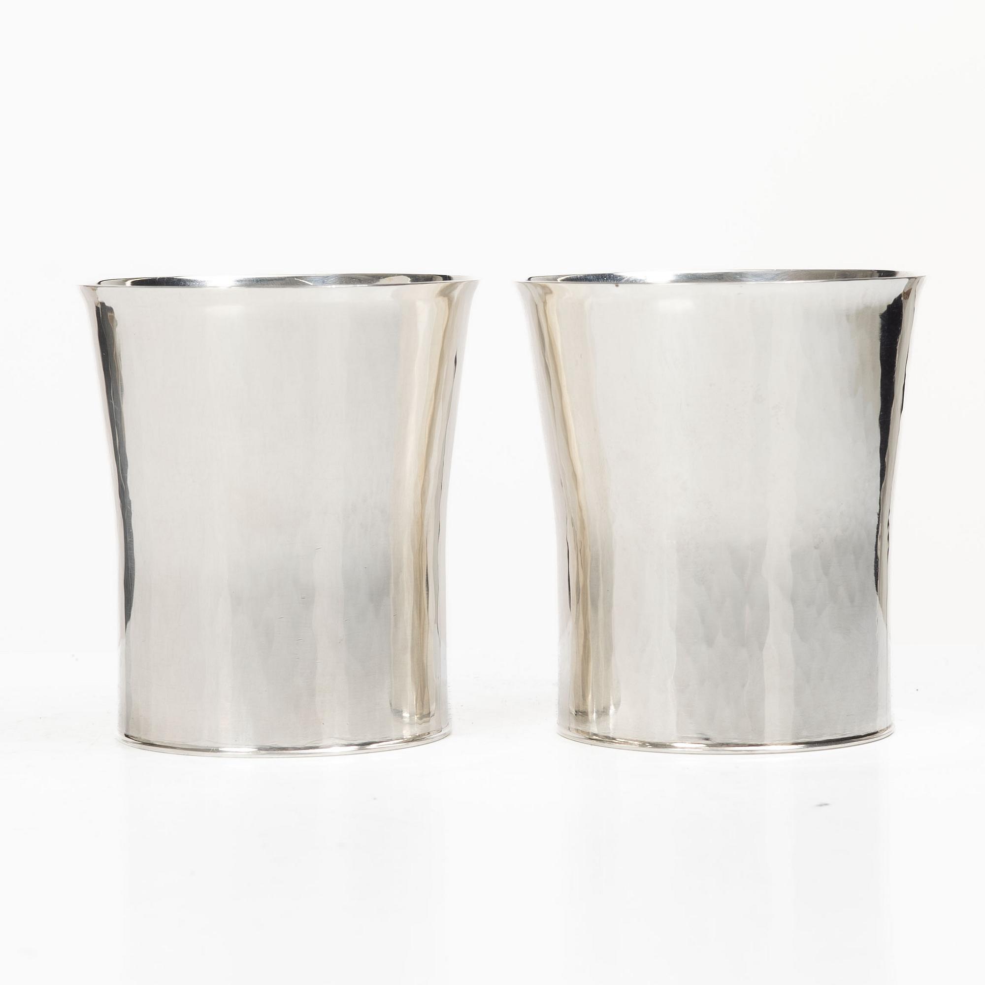 Sigurd Persson, Beakers, a pair, silver, Stockholm 1987.
