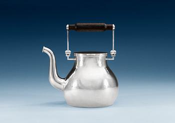 A Sigurd Persson sterling teapot, executed by Lars Munkhammmar, Stockholm 1988.