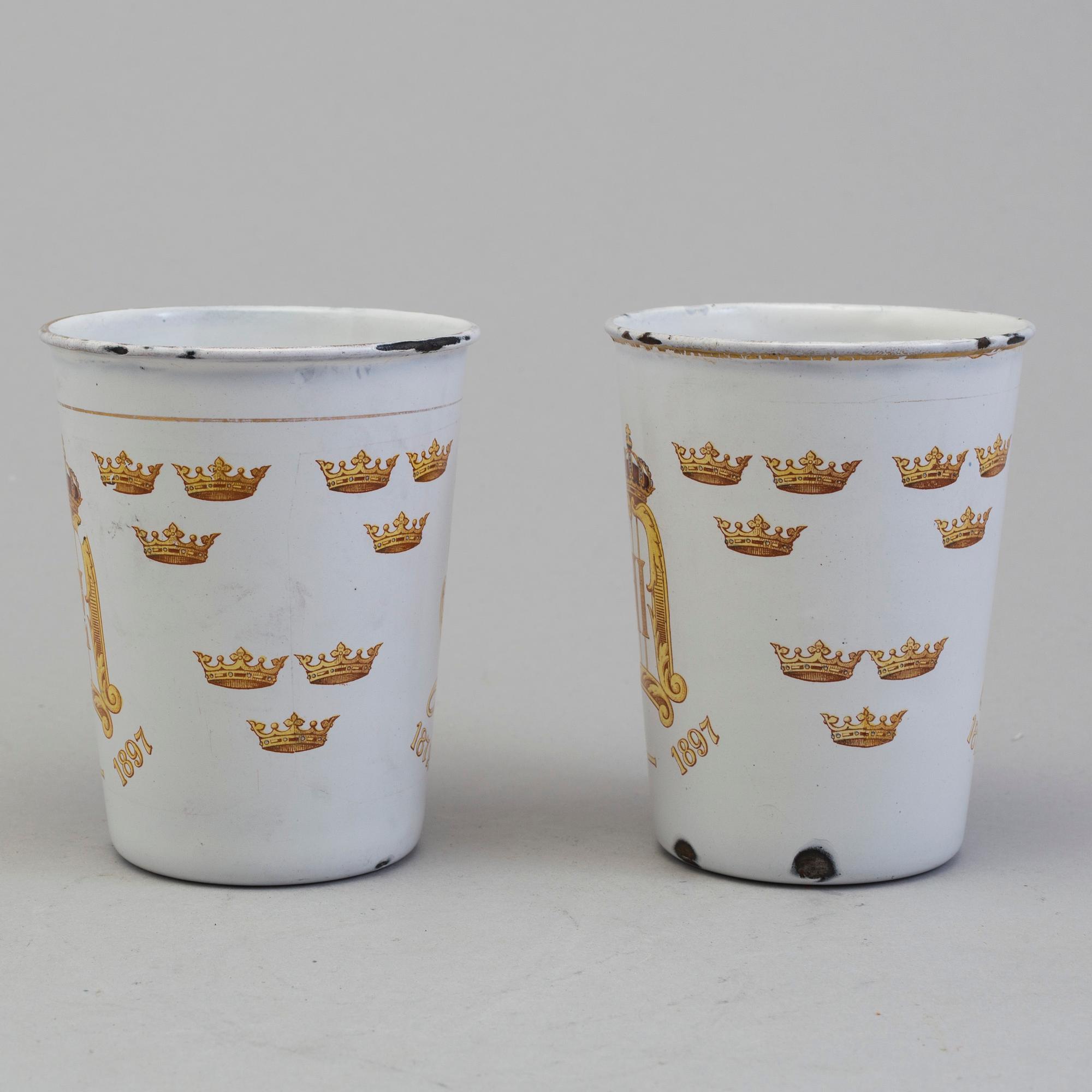 A pair memorial enamel cup in memory of Kin Oscar II's 25 years on the trone, 1872-1897, produced by Kockums.