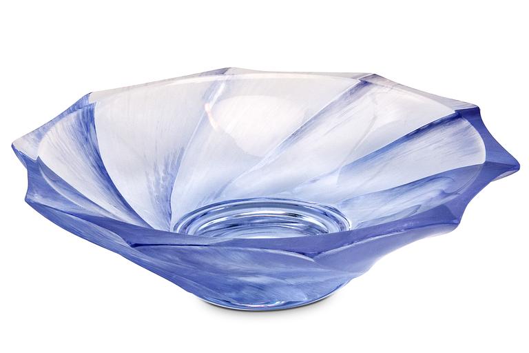 Aimo Okkolin, A CRYSTAL BOWL.