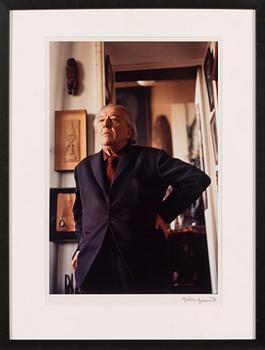 Gisèle Freund, photograph, signed and stamped.