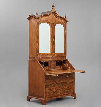 A Swedish late Baroque cabinet by Johan Hugo Fürloh (master in Stockholm 1724-1745).