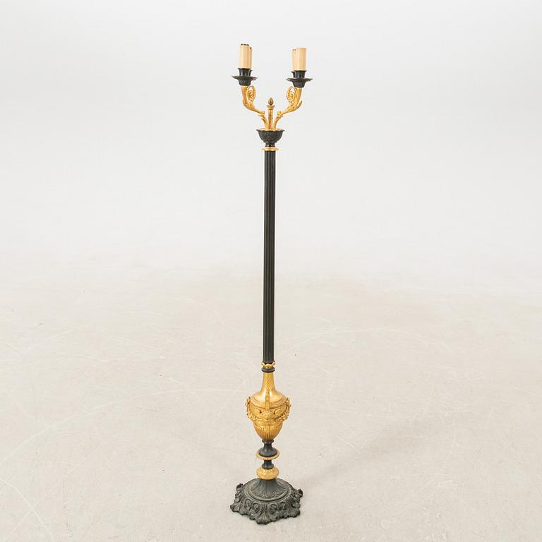 Floor candelabrum Louis XV style, second half of the 20th century.
