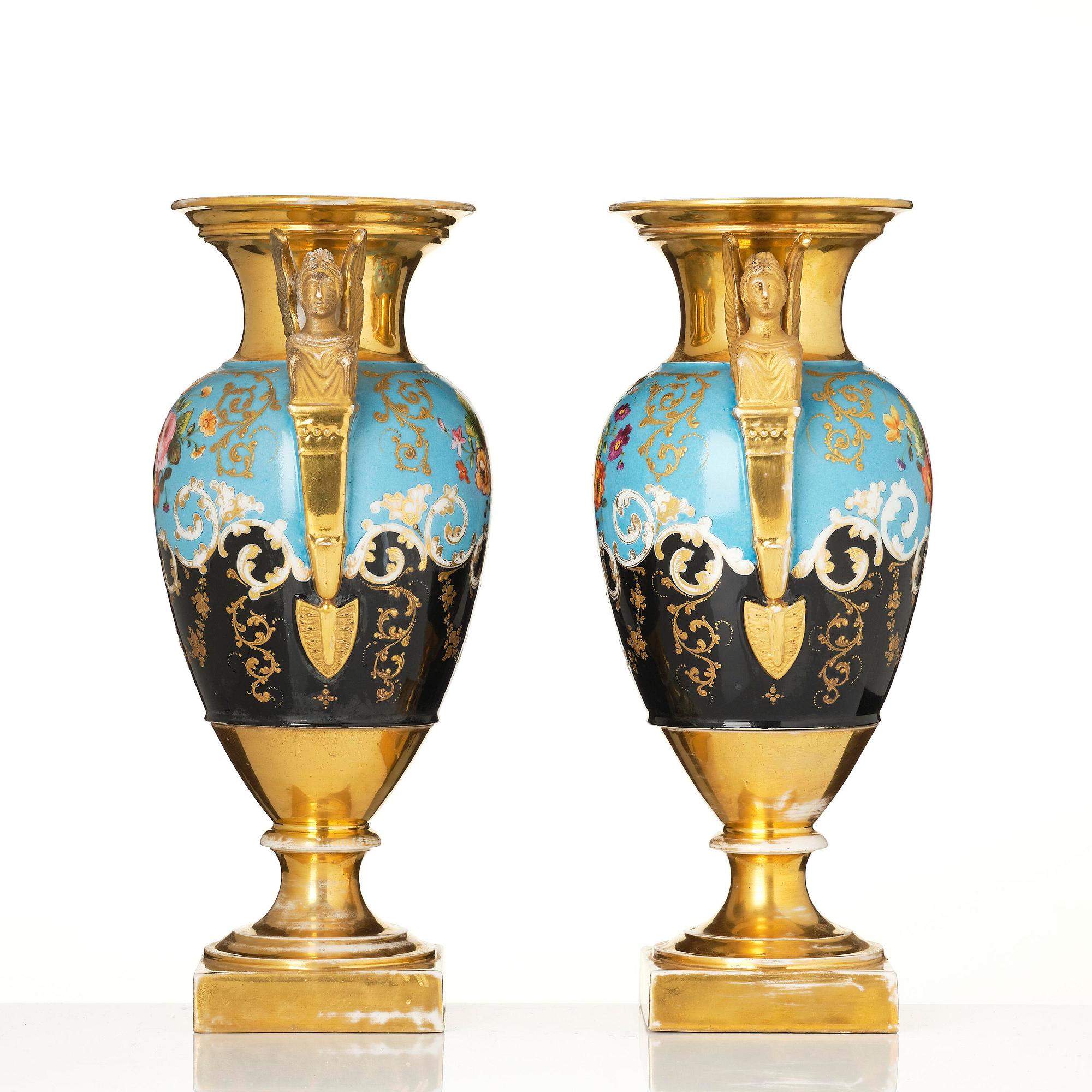 Prakturnor, ett par, porslin. Empire, 1800-talets första del.