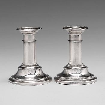 110. Sven Olson, ljusstakar, ett par, silver, Ängelholm 1803, Gustavianska.