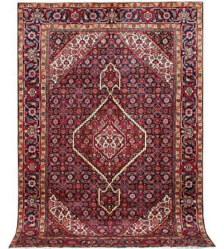 A Tabriz carpet, c. 293 x 195 cm.