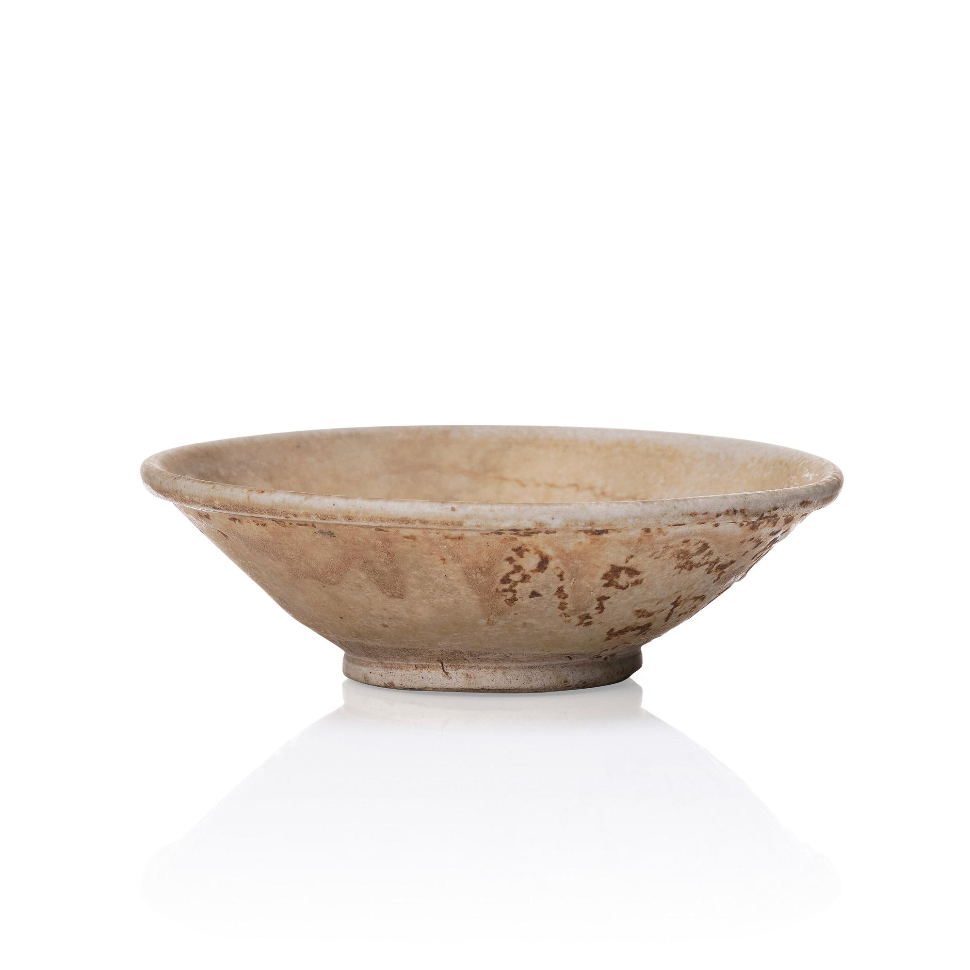 A ceramic bowl, Song dynasty (960-1279).