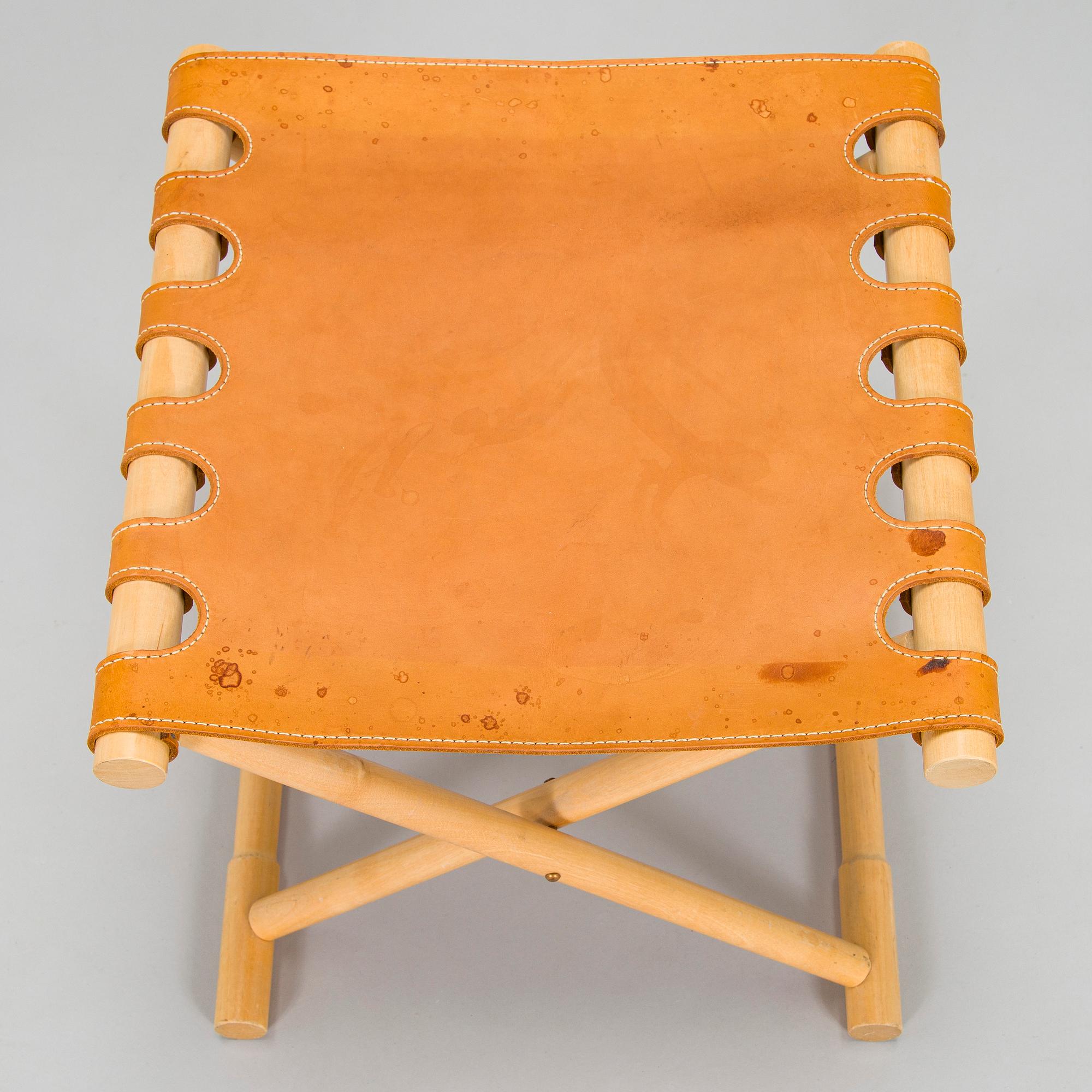 Maija Heikinheimo, A 1960s/70s century wooden stool 'Camping chair A'. Norrmark handicraft.