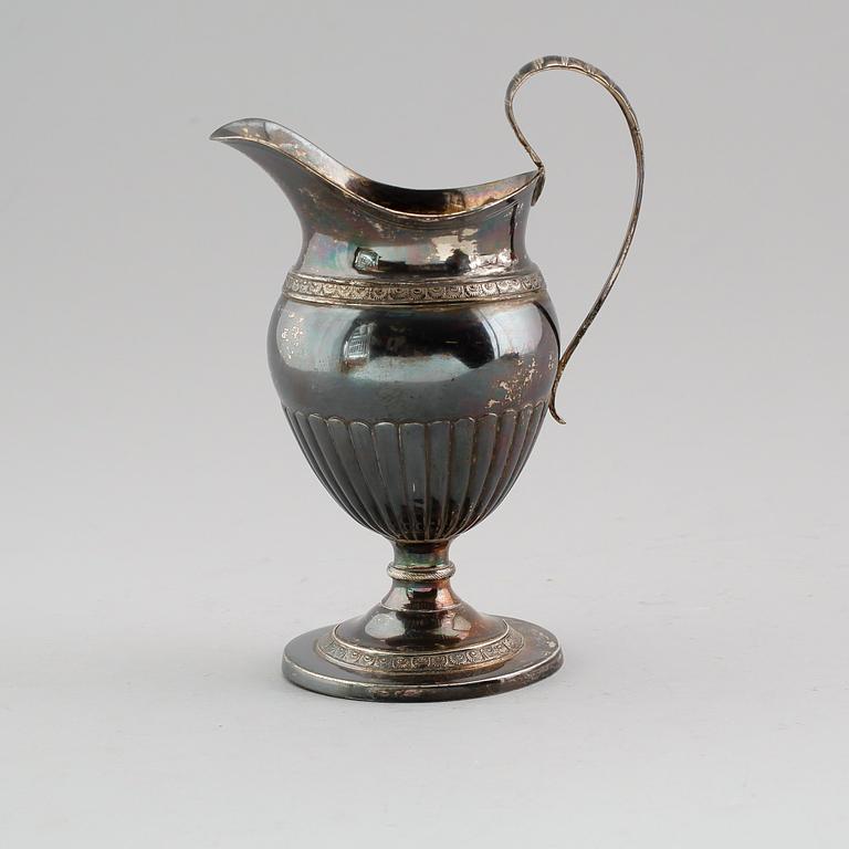 GRÄDDKANNA, silver, Jacob Gustaf Bursell, Jönköping 1827. Vikt ca 208 gram.