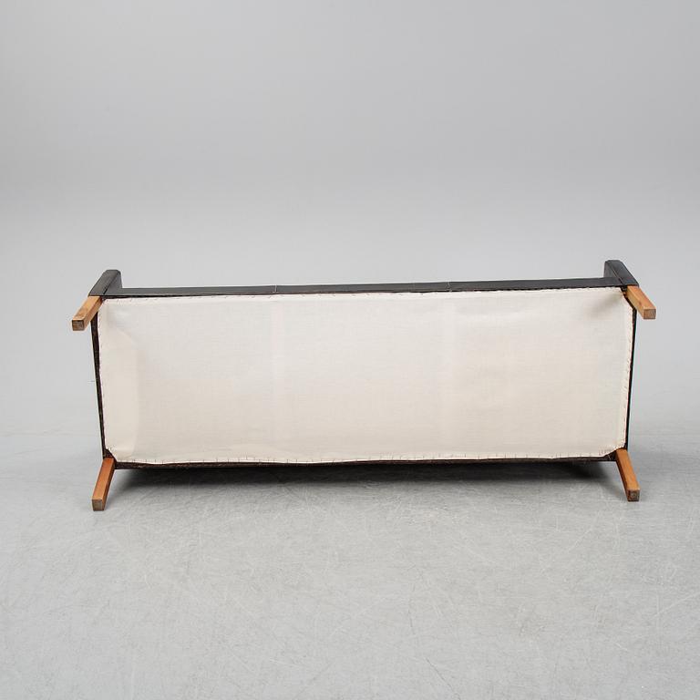 A model 2209 leather upholstered sofa by Børge Mogensen.