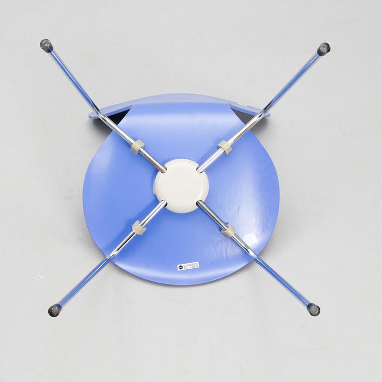 ARNE JACOBSEN, STOLAR, 8 st, "Sjuan", märkta, Fritz Hansen, Danmark, 1980-tal.