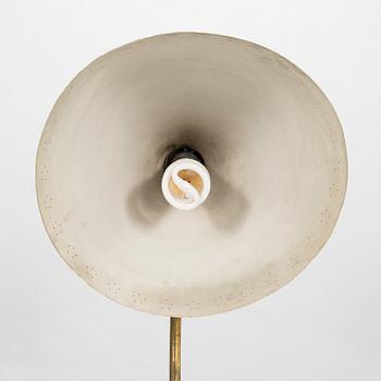 Lisa Johansson-Pape, A mid-20th century '2062' floor light, Stockmann Orno, Finland.
