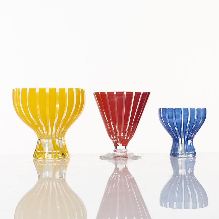 Bengt Orup, glasservis, "Strikt", 75 delar, Johansfors, 1950-tal.