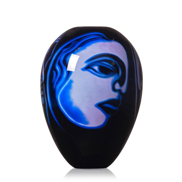 Eva Englund, a unique 'graal' glass vase, Muraya, Sweden 1990.