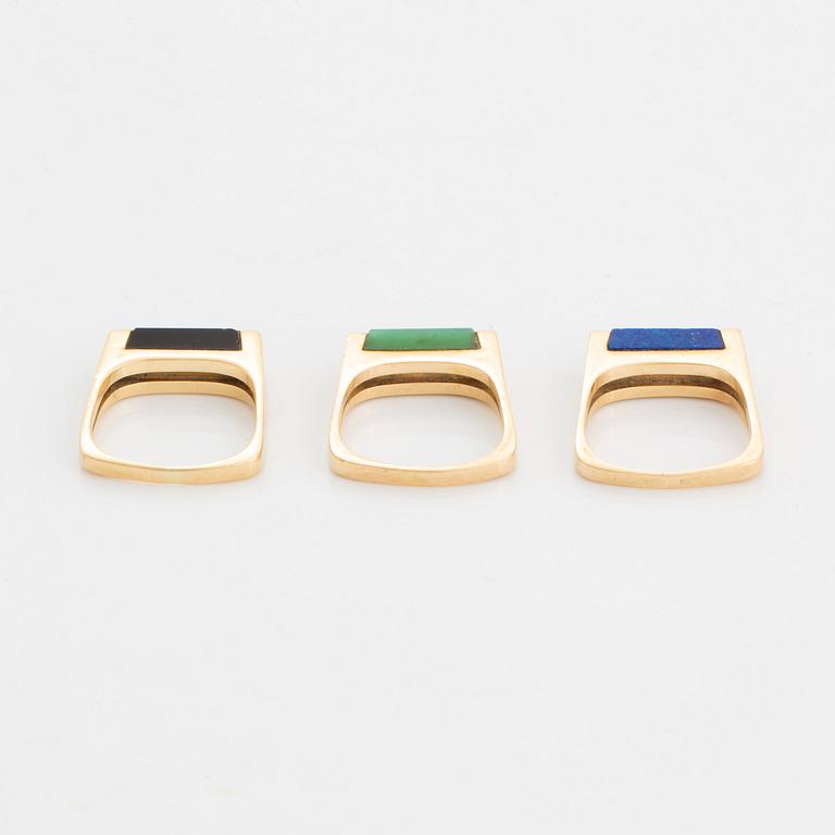 Tre ringar 18K guld med lapis lazuli, onyx och grön kvarts.