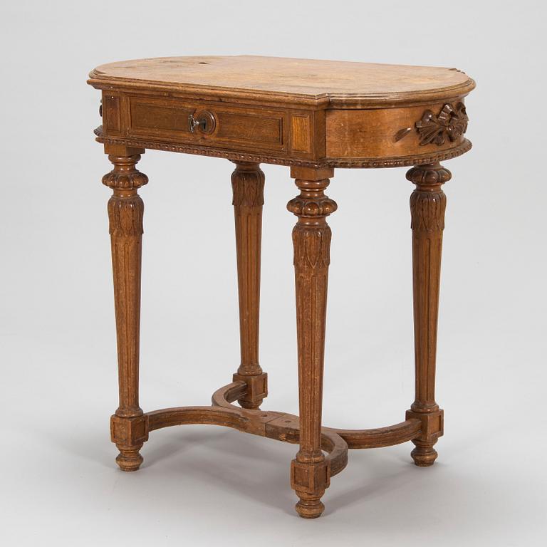Sewing table, probably Russia, second half of the 19th century.