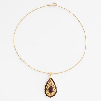 Necklace, collar with pendant, 14K gold, Italy.