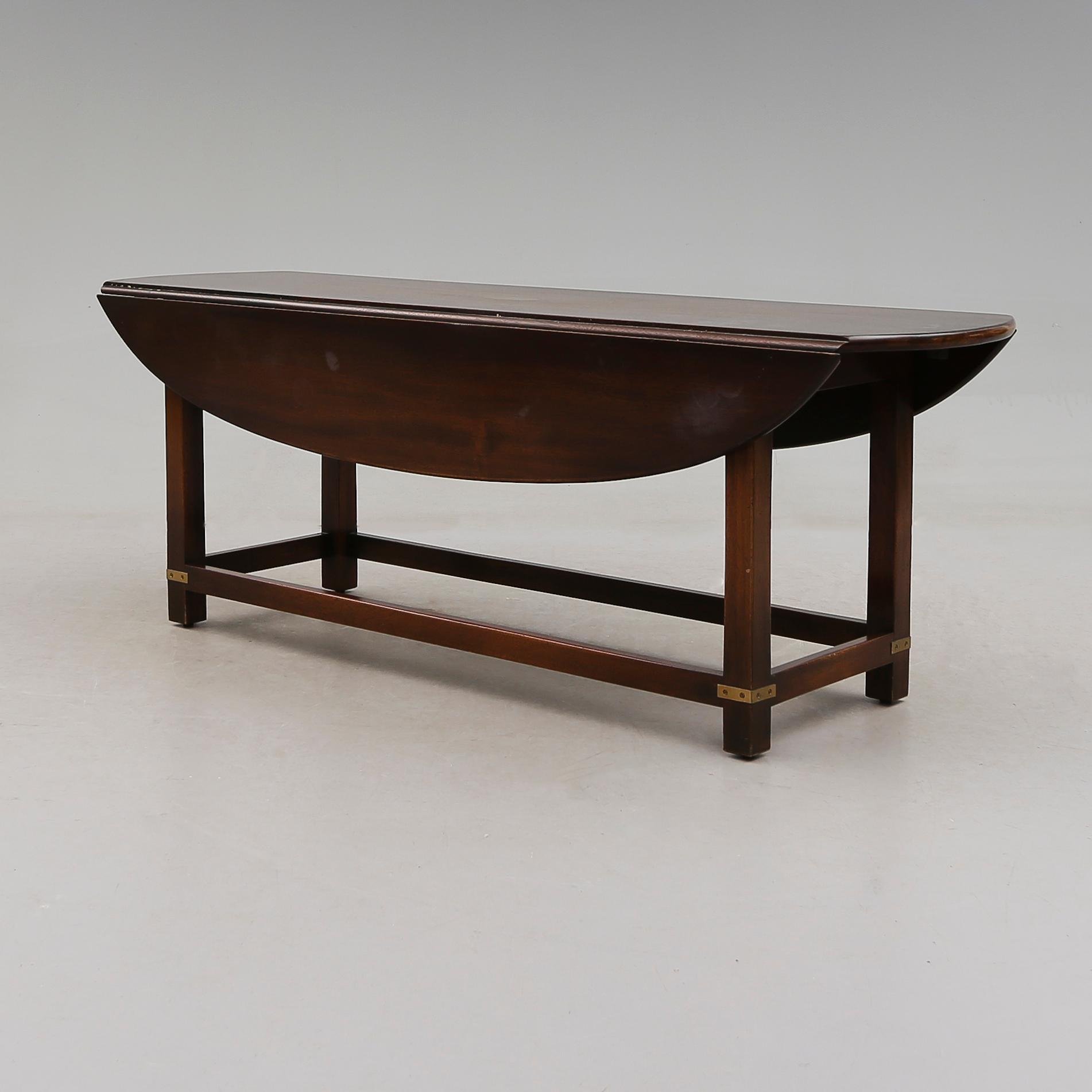 KLAFFBORD, England, 1900-talets andra hälft.