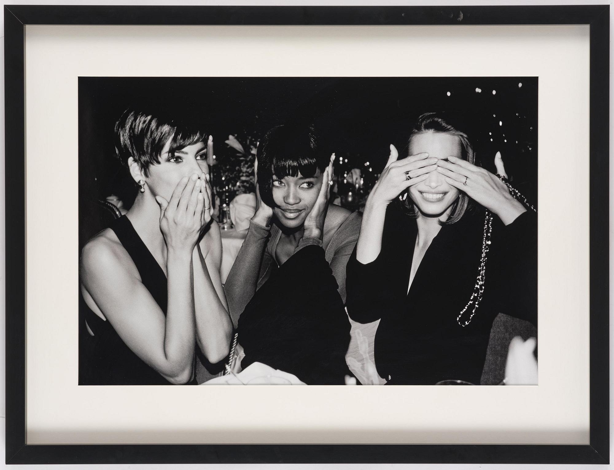 Roxanne Lowit, "Linda Evangelista, Naomi Campbell, Christy Turlington, ... , Fashion Group Party, Plaza", 1989.
