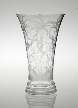 An Edward Hald engraved glass vase, Orrefors 1925.