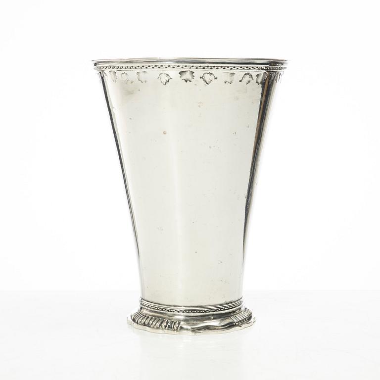 Two Swedish silver beakers, 18th century.